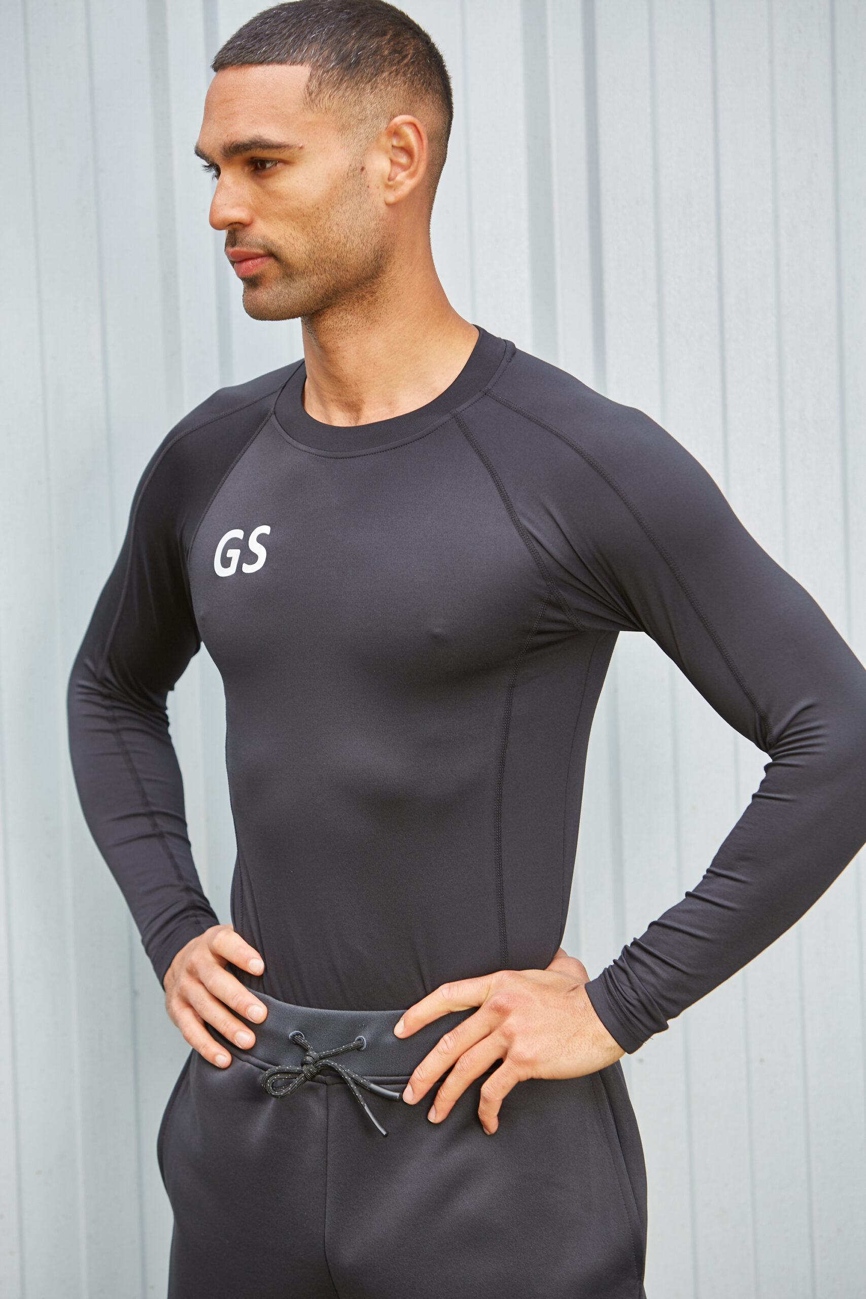 Core 284 All purpose baselayer Black (5)